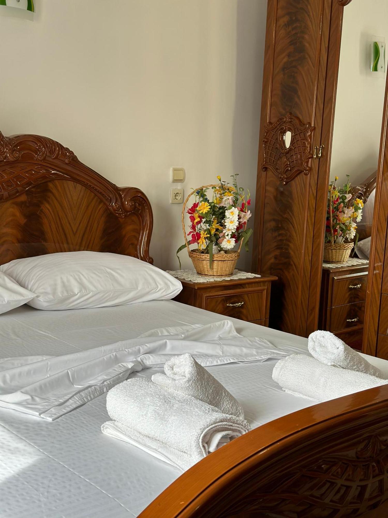 Vjosa Guest House Memaliaj Εξωτερικό φωτογραφία